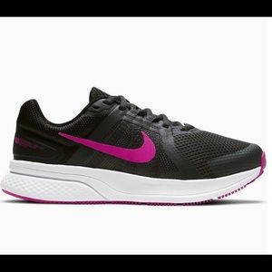 Nike Run Swift 2 Women's Running Shoes size 9 Wide
